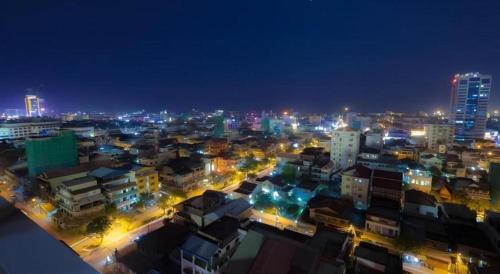 Nespecifikovaný výhled na destinaci Phnompenh nebo výhled na město při pohledu z hotelu