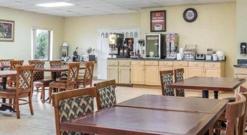 Restaurace v ubytování Econo Lodge Dalton West