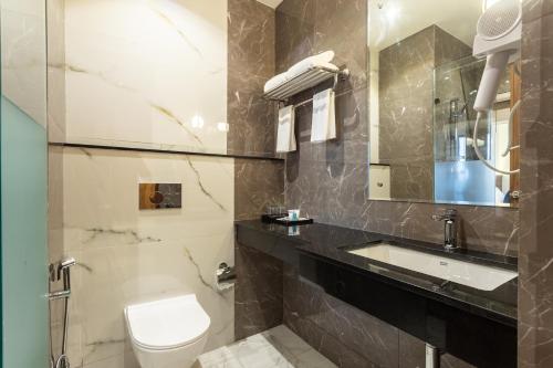Un baño de Hotel Sara Sadan
