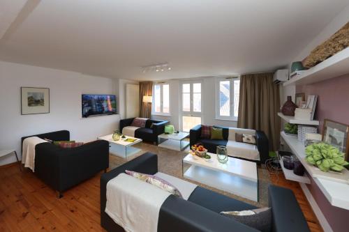 Appartement en Duplex Decker - 3 Chambres et 3 Salles de Bains - 134 m²