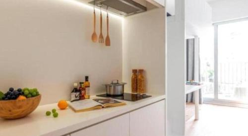Kuchyň nebo kuchyňský kout v ubytování base-WENDING Service Apartment-Shanghai Xujiahui Location