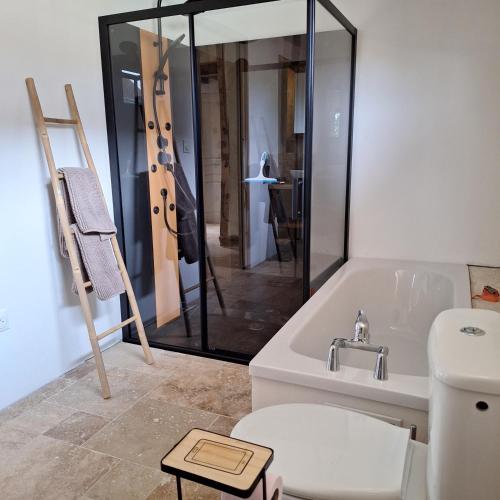 Ένα μπάνιο στο Gîte de la douce évasion