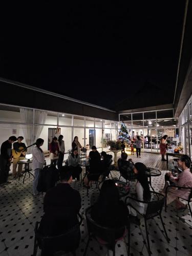 Clientes alojados en Mercy Hostel