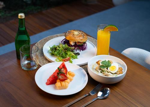 Mad i villaen eller i nærheden