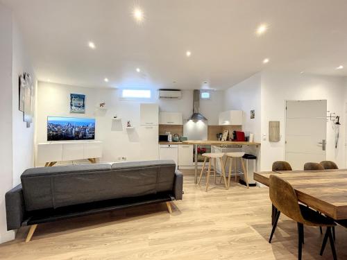 Cannes luxury apartment photo 5