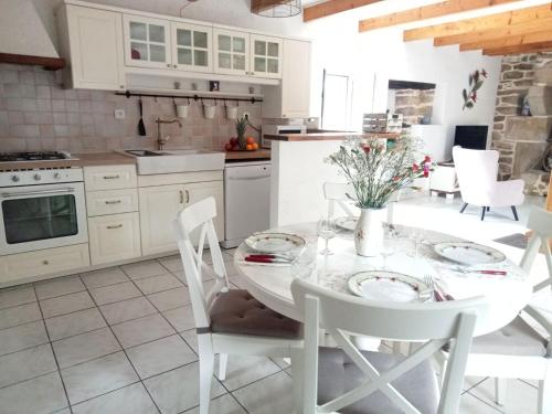 Ti Gwen charming cottage in Douarnenez Bay
