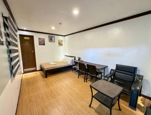 Foto dalla galleria di Nazarene Apartelle a Samal