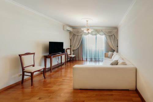Home By SG