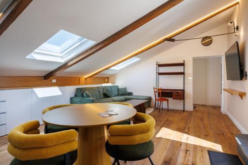 Exclusive Spaccanapoli Penthouse-Terrace with Lift By HouseinNaples photo 8