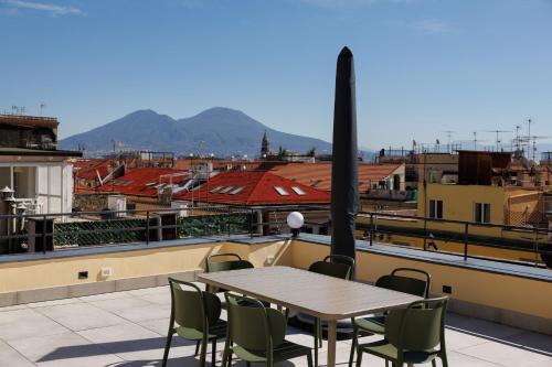 Exclusive Spaccanapoli Penthouse-Terrace with Lift By HouseinNaples photo 4