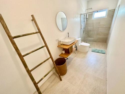 Phòng tắm tại Casa Tropical Luxe 1