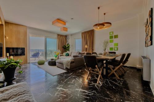 Alimos Marina Home - Luxury Corner SeaView Apartment