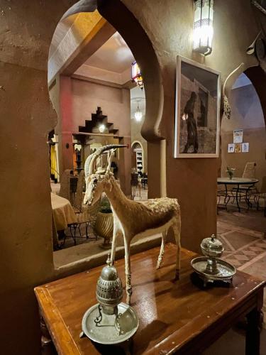 Posezení v ubytování Hotel Carrefour des Nomades