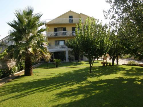 Villa Slavica 1