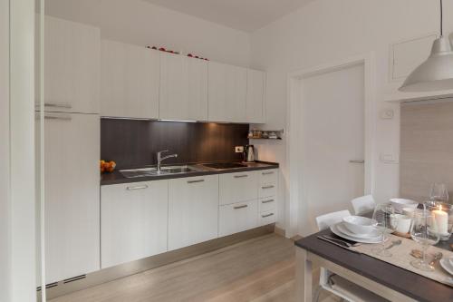 Η κουζίνα ή μικρή κουζίνα στο Apartments Smreka Kranjska Gora