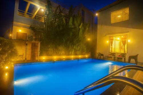 Piscina en o cerca de ll EMPYREAN STAY ll ROYAL SUPREME VILLA ll 3BHK ll AC ll PRIVATE POOL ll FREE WIFI ll