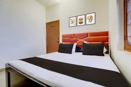 Cama o camas de una habitación en Hotel O Crystal Crown