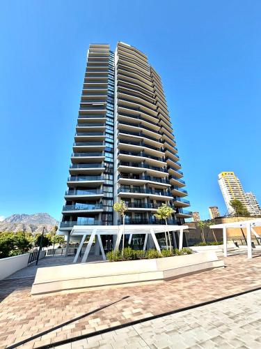 SAKURA LUXURY Poniente Beach