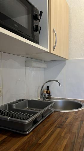 Charming apartment with terrace and parking in Carcassonne