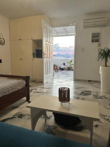 Postel nebo postele na pokoji v ubytování Bellissimo apartment Naxos