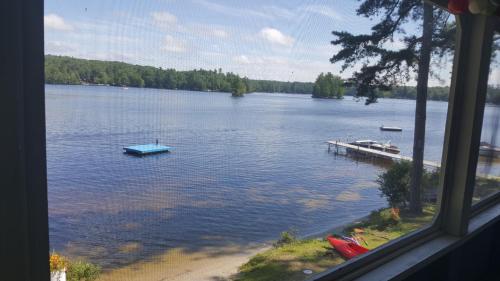 Fotografie z fotogalerie ubytování Seymour Lake House v destinaci Gray