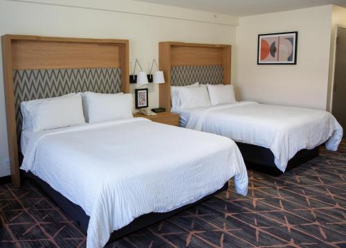 Cama o camas de una habitación en Holiday Inn Redding by IHG