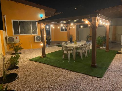 Patio nebo venkovní prostory v ubytování Abode of Peace Aruba