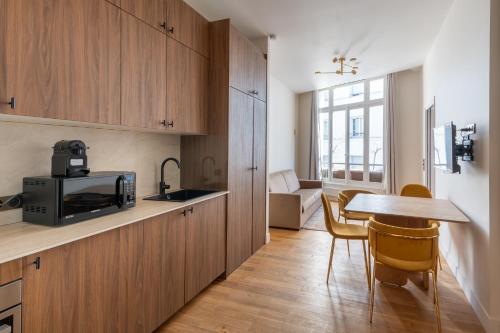 Elegant 1BDR Paris Getaway for 4 near Bastille