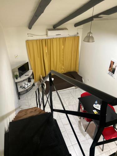 Televisyen dan/atau pusat hiburan di Departamentos Carla Regina