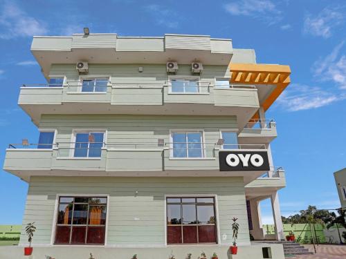 Το κτήριο όπου στεγάζεται  το ξενοδοχείο