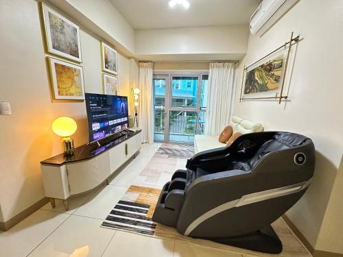 TV o dispositivi per l'intrattenimento presso Luxury Penthouse & High-Floor Hotel near City of Dreams, Airport, Okada, and Solaire Casino