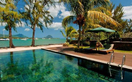 Olana Blue - Beachfront apartment