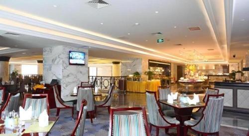 Restaurace v ubytování Yuncheng Jianguo Hotel