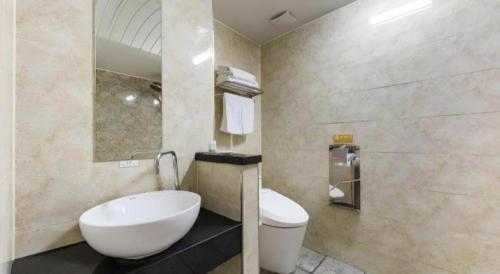 Koupelna v ubytování BENIKEA Technovalley Hotel