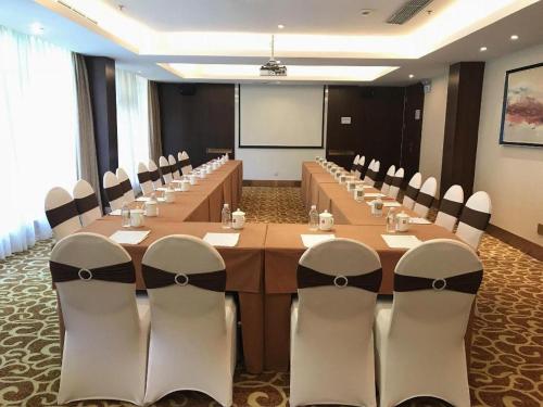 Konferenční prostory v ubytování Jinjiang Metropolo Shanghai Minhang