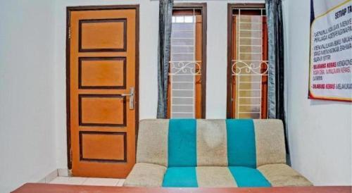 Gallery image of Hotel O Penginapan Hj Lilis 2 Syariah in Sukabumi