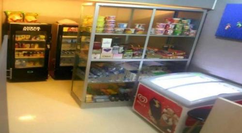 Супермаркет или другие магазины в отеле или поблизости