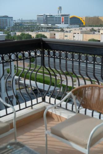 Ein Balkon oder eine Terrasse in der Unterkunft Studio Apartment - Yas Adventure by M