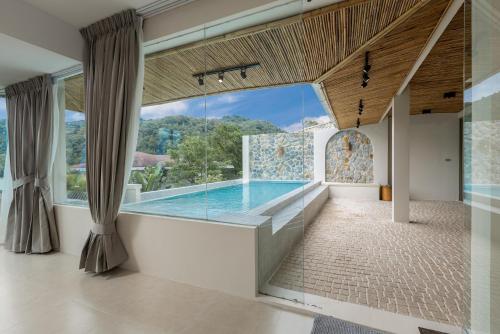 Kolam renang di atau dekat dengan Amala Grand Bleu Resort Hilltops - SHA