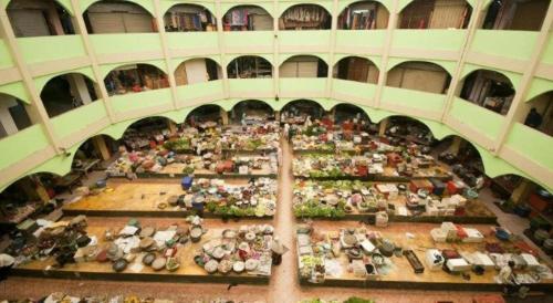 a large room filled with figurines of people on horses at OYO 718 Mr J Hotel Wakaf Che Yeh 1 in Kota Bharu