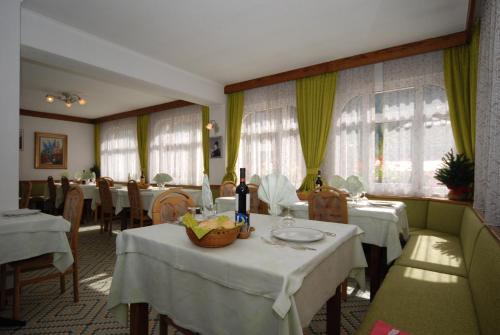 Restaurace v ubytování Hotel Ancora