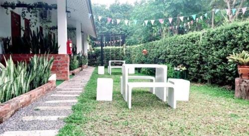 Zahrada ubytování CoZy House Chiangrai