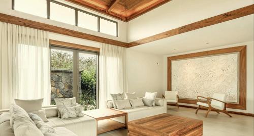 Gallery image of Jacaranda Luxury Villas by Maritim Villas & Residences in Balaclava