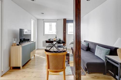 TBS 341 - Superb apartment in Paris