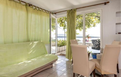 1 Bedroom Awesome Apartment In Rab