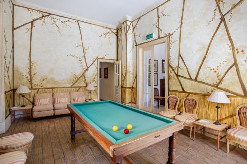 Royal Hideaway Estoril 2BR Pool Retreat