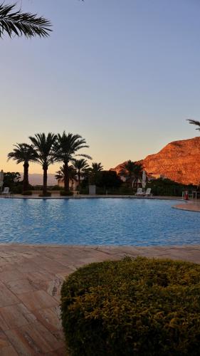 قرية الراحة مرسى زايد باطلالات خلابة alraha village with Beautiful view