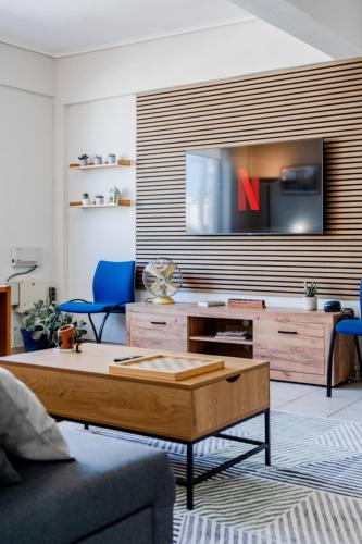 Piraeus PortView Aptにあるテレビまたはエンターテインメントセンター