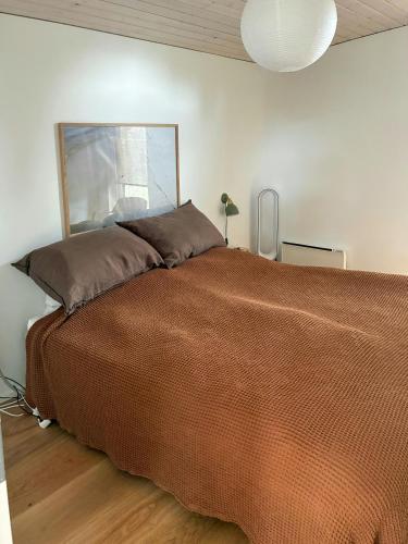 Ένα ή περισσότερα κρεβάτια σε δωμάτιο στο New Wooden House Near Hornbæk Beach