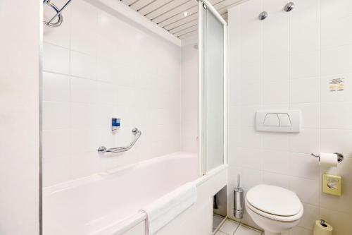 Hotel Strudlhof Viennaにあるバスルーム